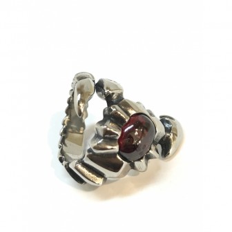 Bague acier scorpion zirconium rouge BA010